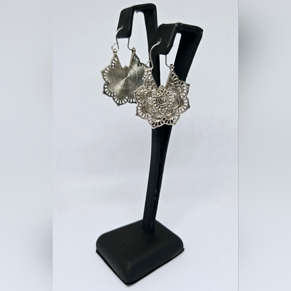 Elegant Silver Floral Earrings
